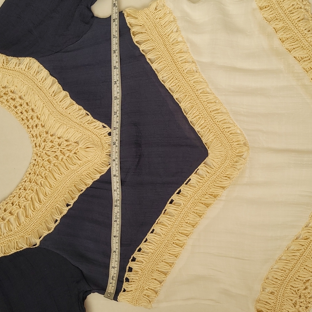 Boho Top Long Sleeve Crochet Tunic - Picture 9 of 9
